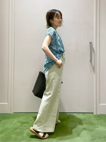 ANY フジコ コーディネート画像