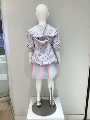 ANY スタッフ コーディネート画像