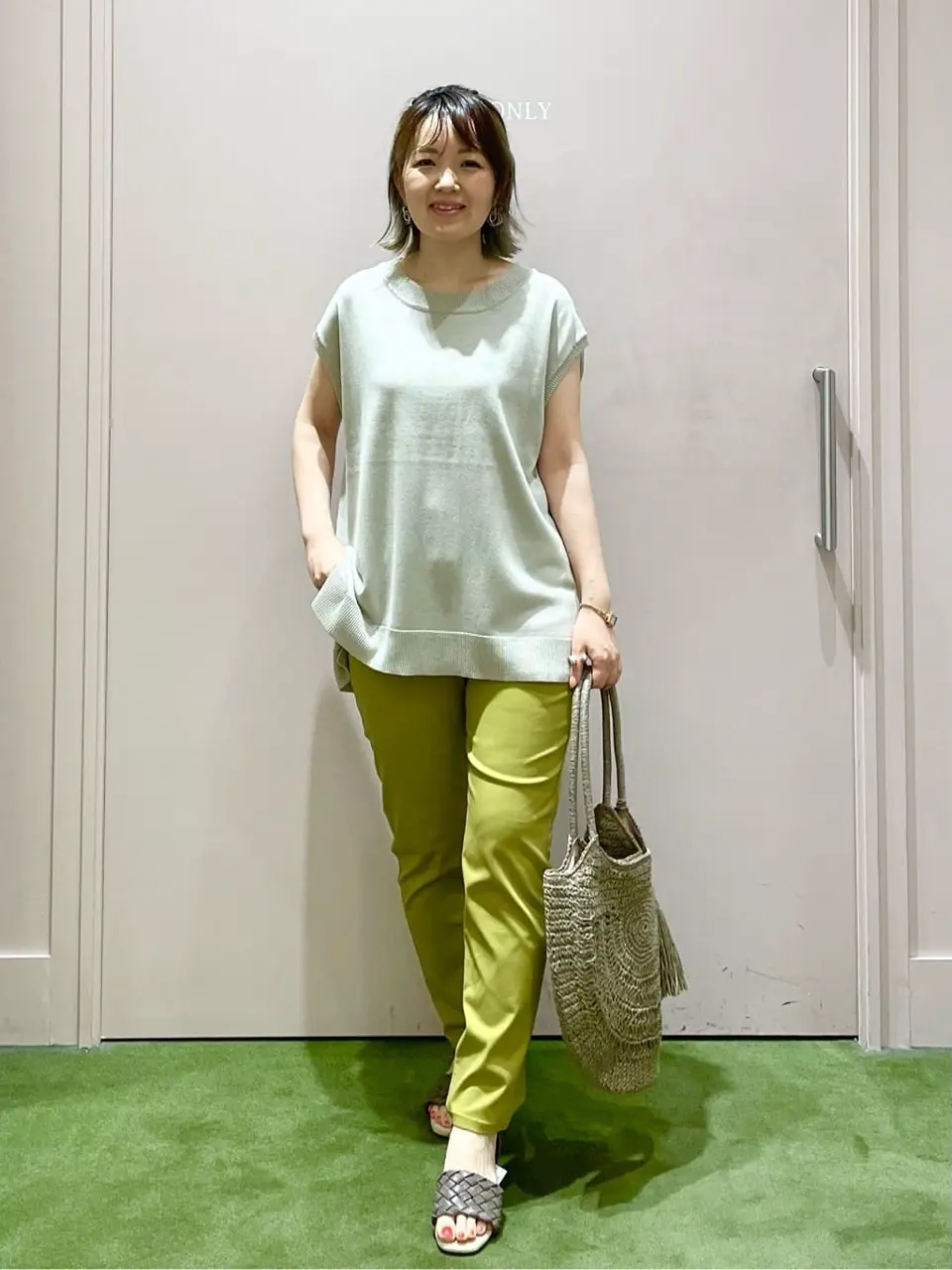 ANY フジコ コーディネート画像