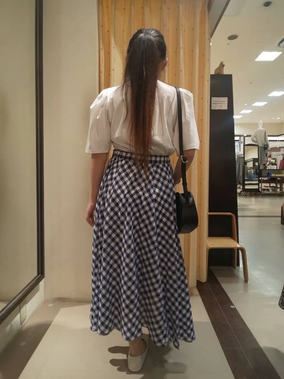 ANY 林 コーディネート画像