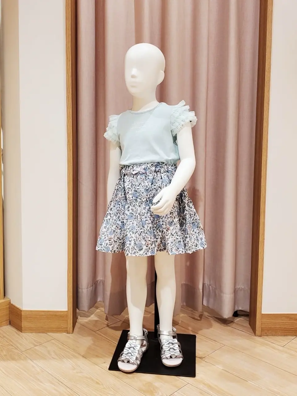 ANY 奥原 コーディネート画像