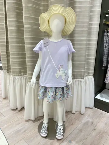 ANY 岡田 コーディネート画像