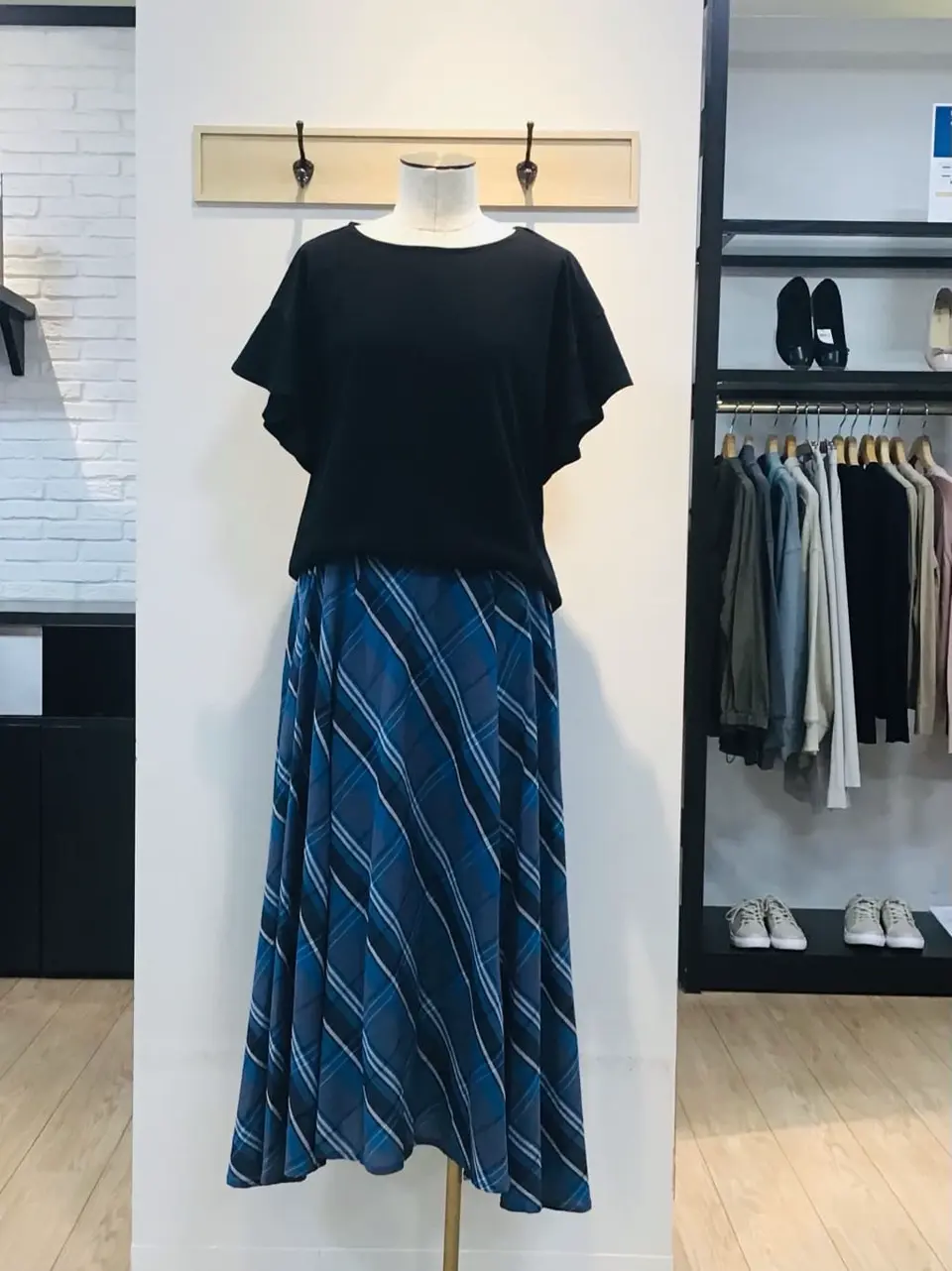 ANY スタッフ コーディネート画像