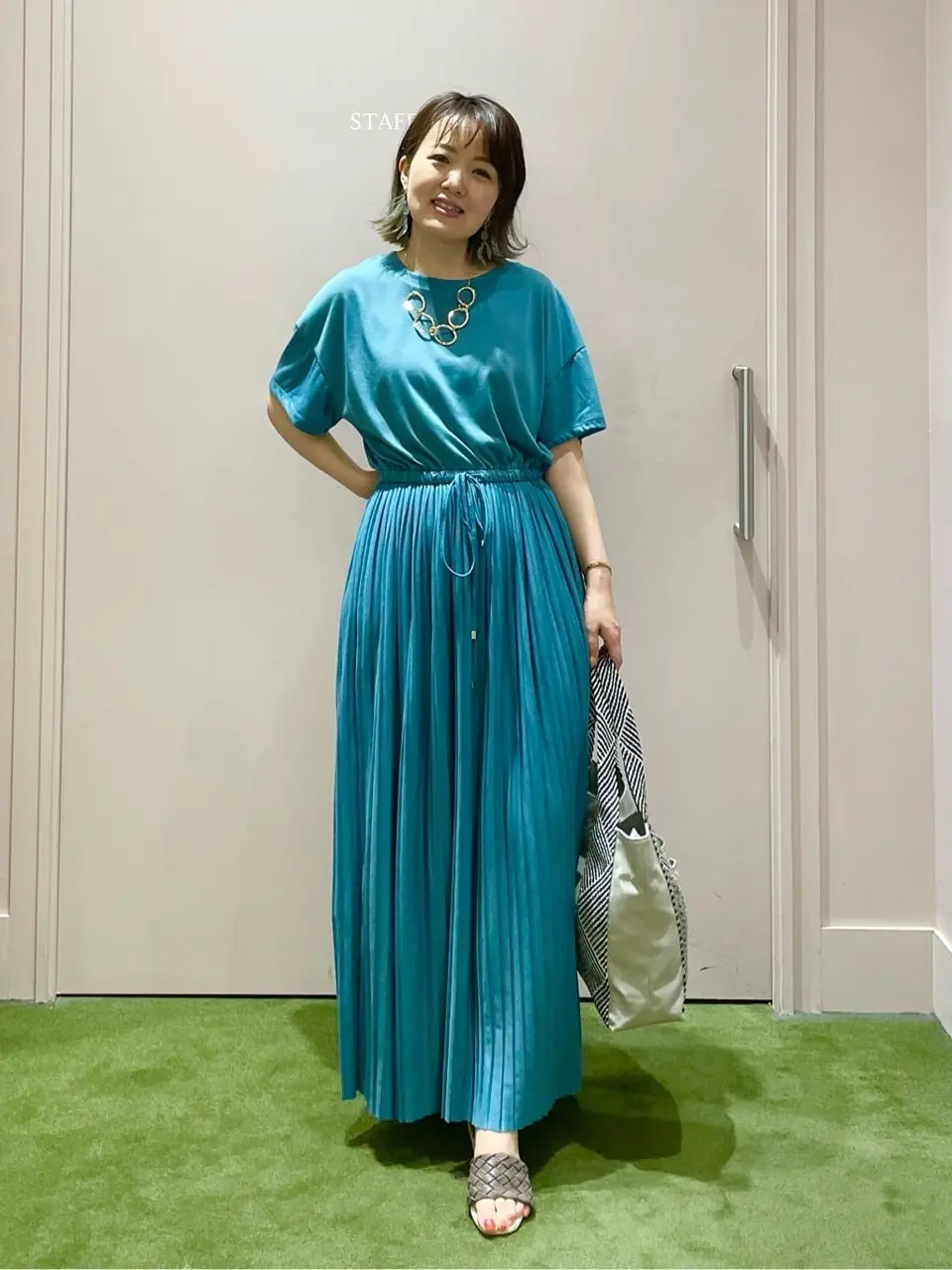 ANY フジコ コーディネート画像