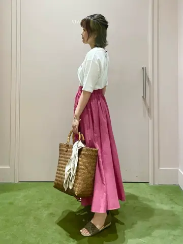 ANY フジコ コーディネート画像