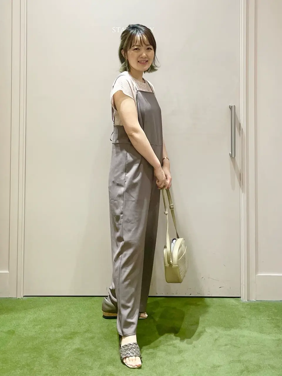 ANY フジコ コーディネート画像