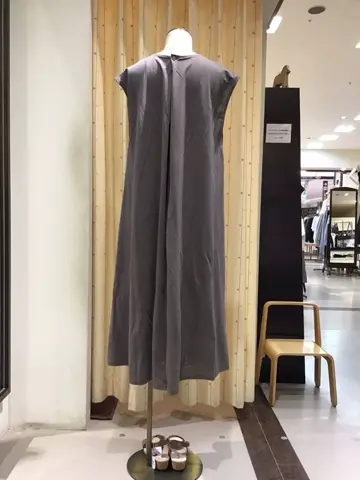 ANY 林 コーディネート画像