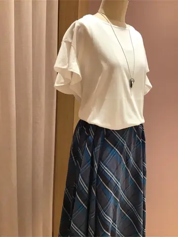 ANY 浅岡 コーディネート画像