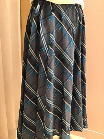 ANY 浅岡 コーディネート画像