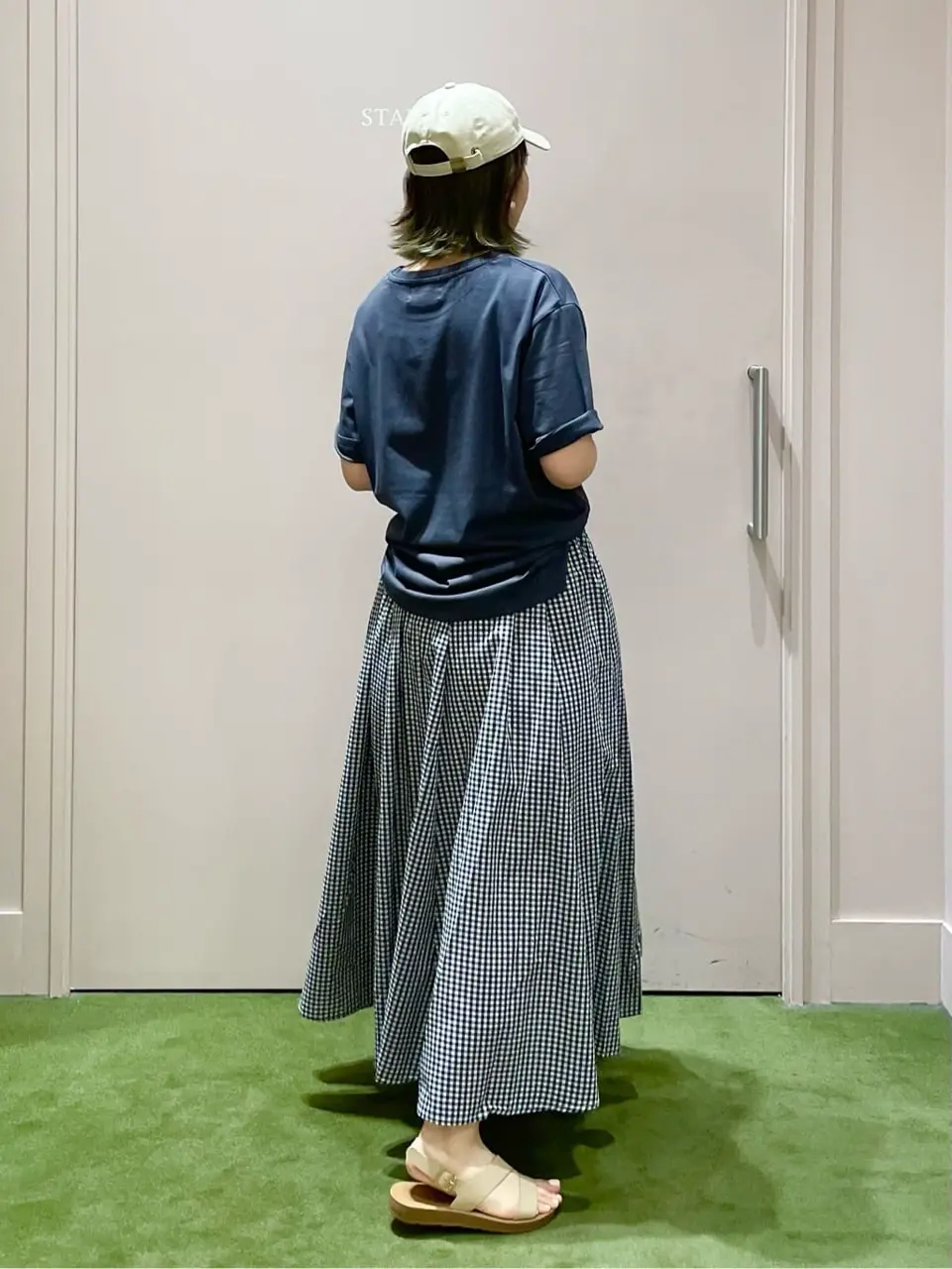 ANY フジコ コーディネート画像