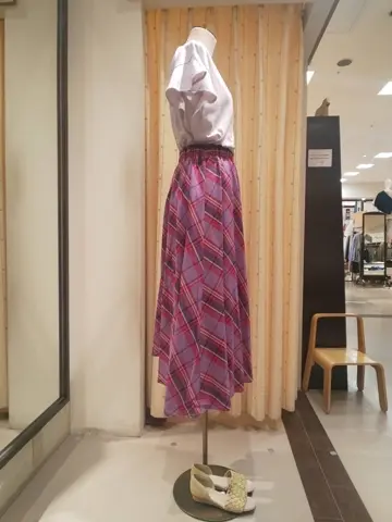 ANY 林 コーディネート画像