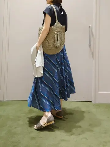 ANY 吉田 コーディネート画像