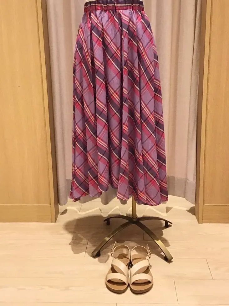 ANY 本吉 コーディネート画像