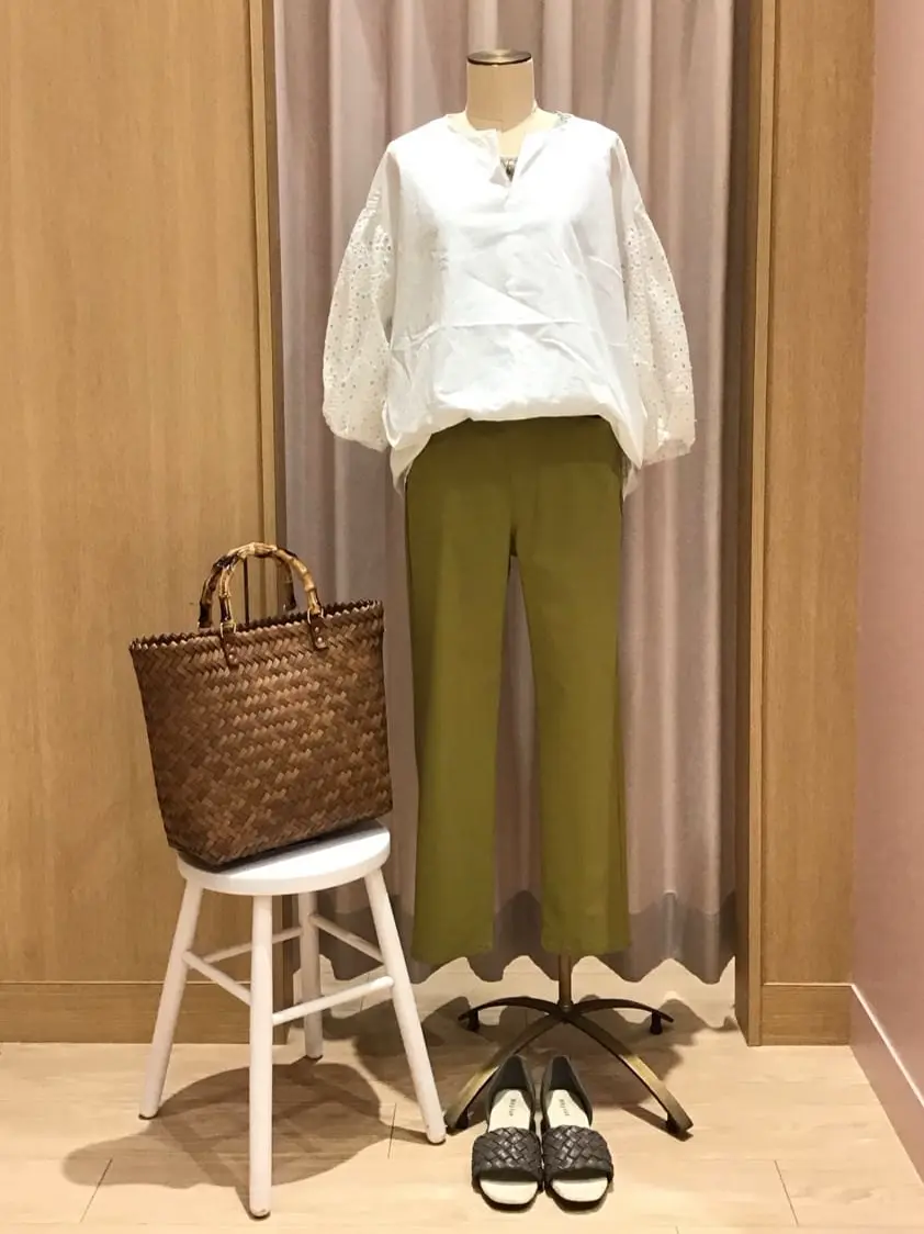  本吉 コーディネート画像