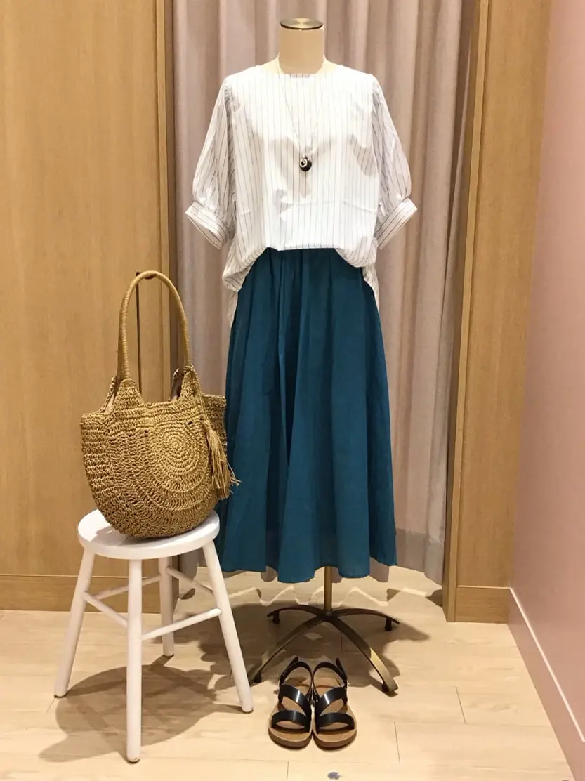  本吉 コーディネート画像