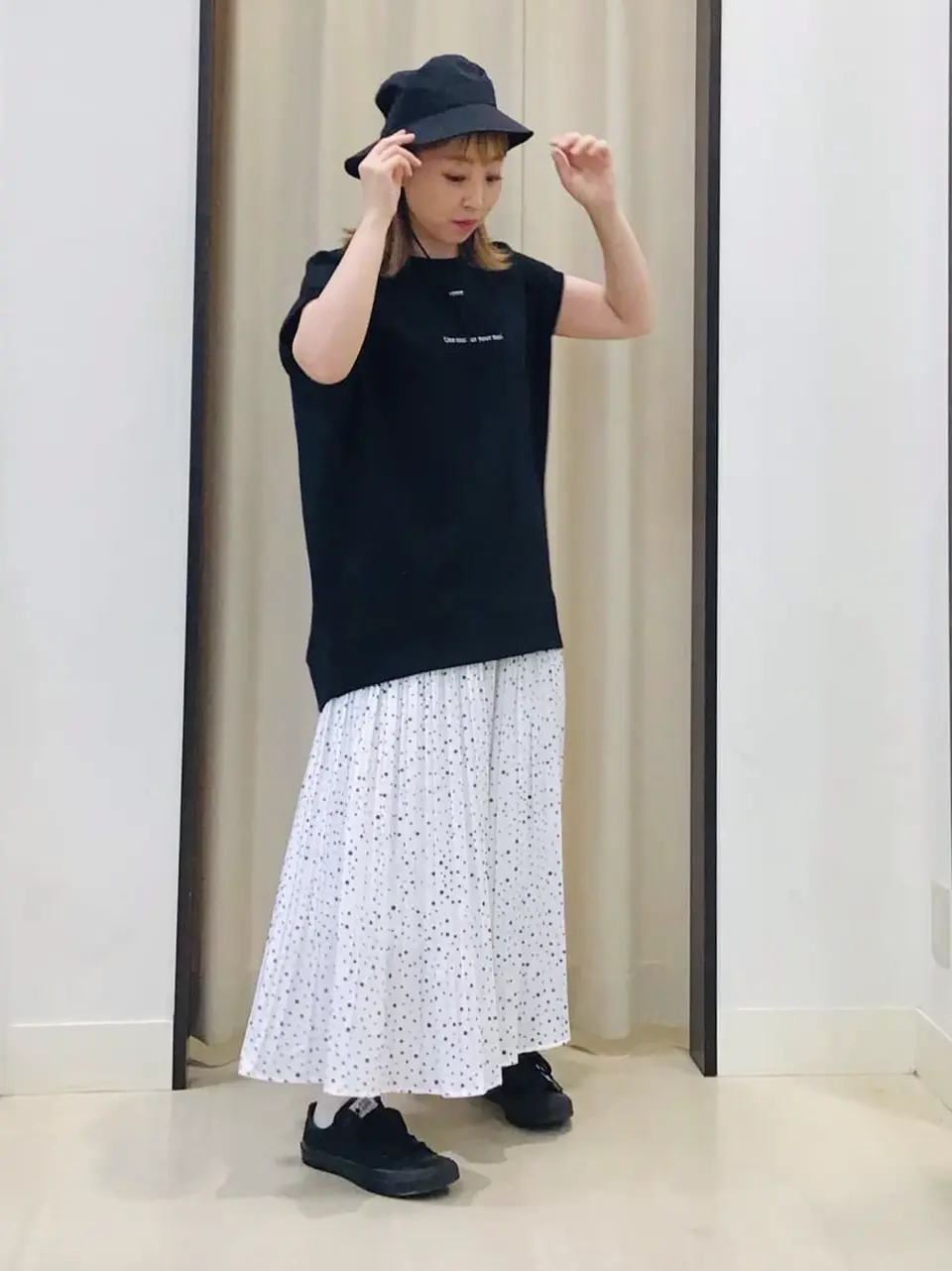 ANY 伊藤 コーディネート画像