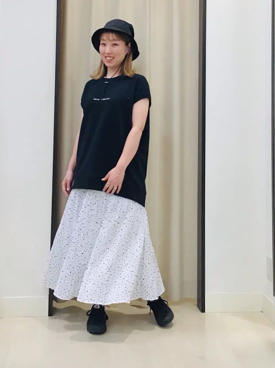 ANY 伊藤 コーディネート画像