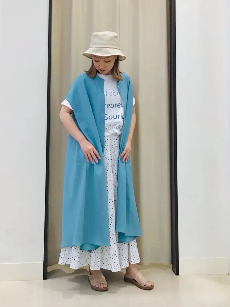 ANY 伊藤 コーディネート画像