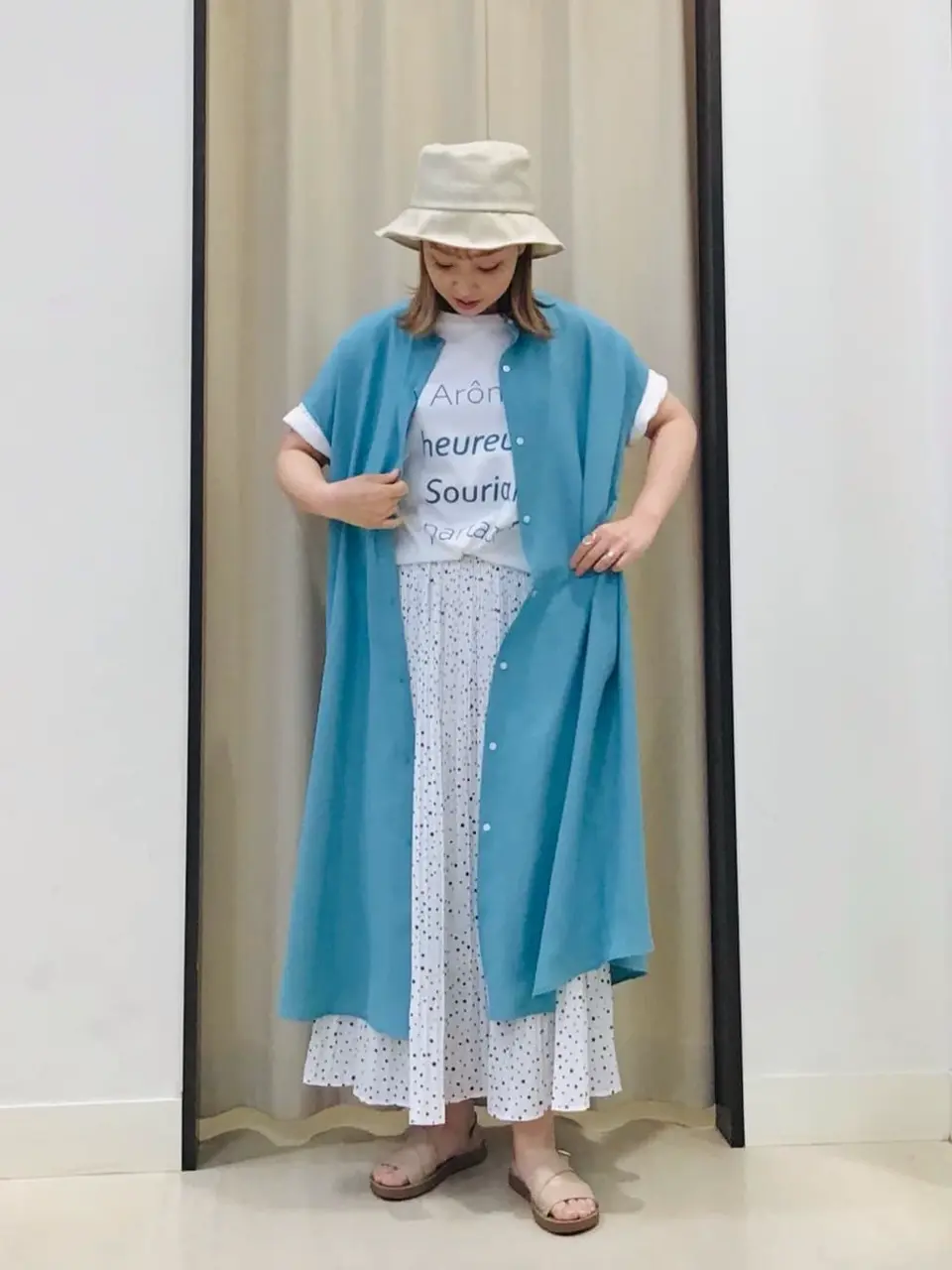 ANY 伊藤 コーディネート画像