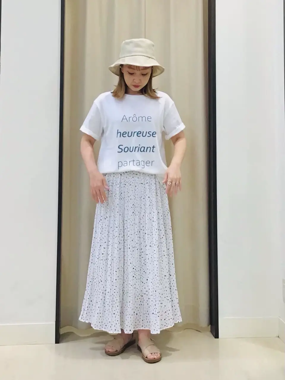 ANY 伊藤 コーディネート画像