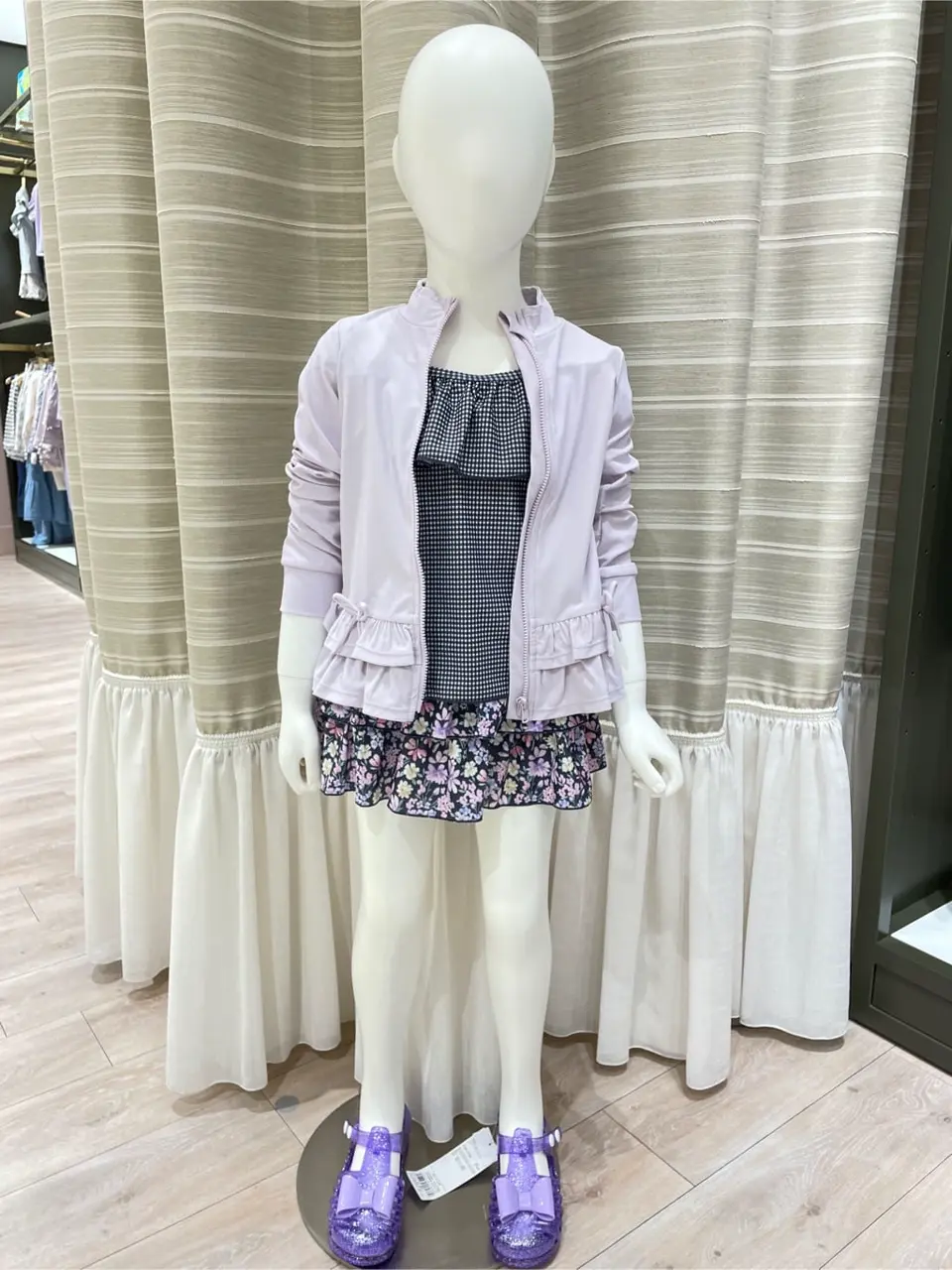 ANY 岡田 コーディネート画像