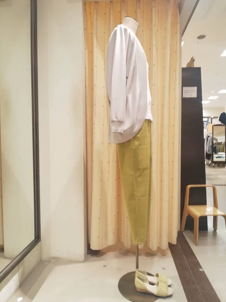 ANY 林 コーディネート画像