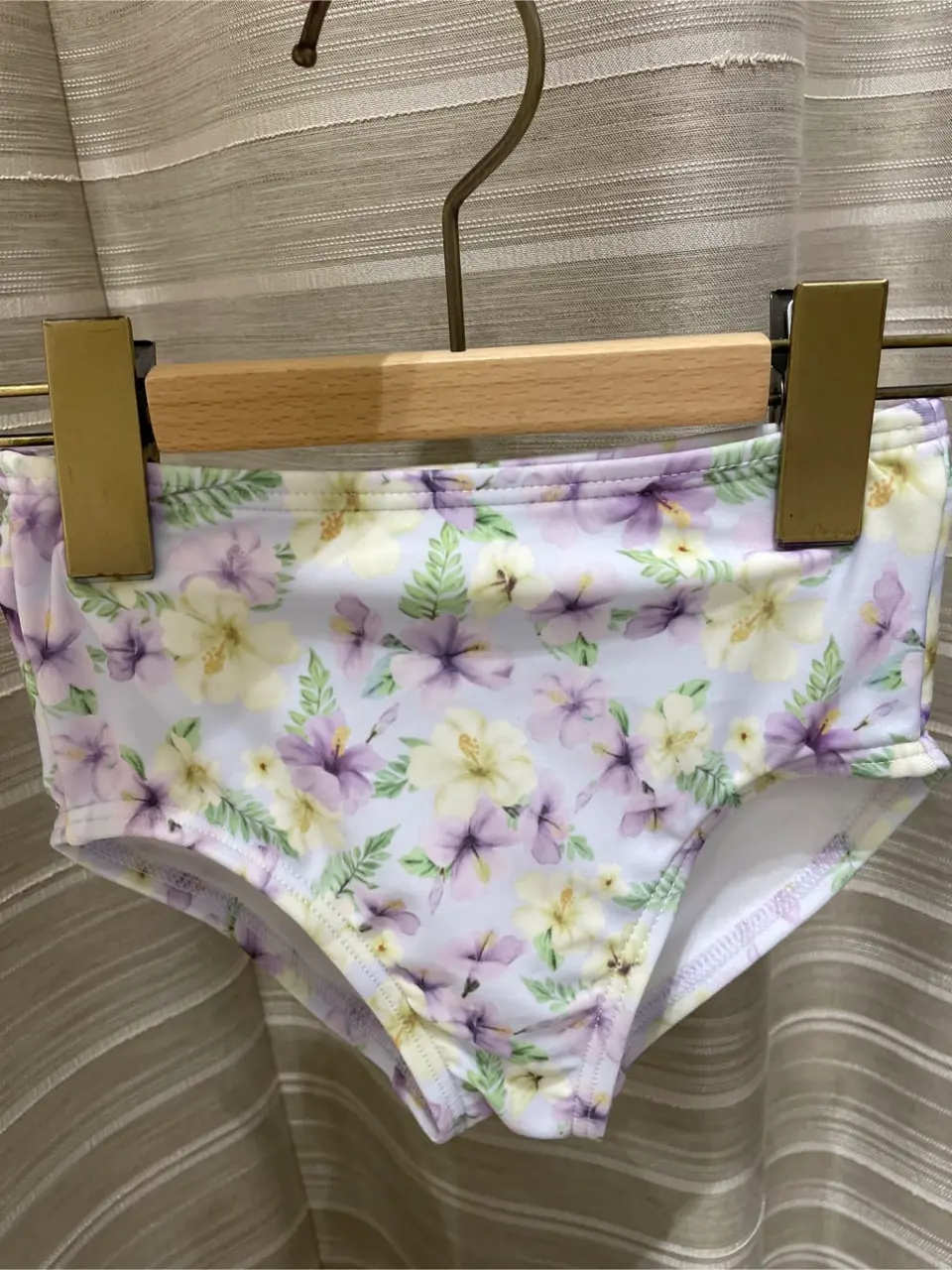 ANY 岡田 コーディネート画像