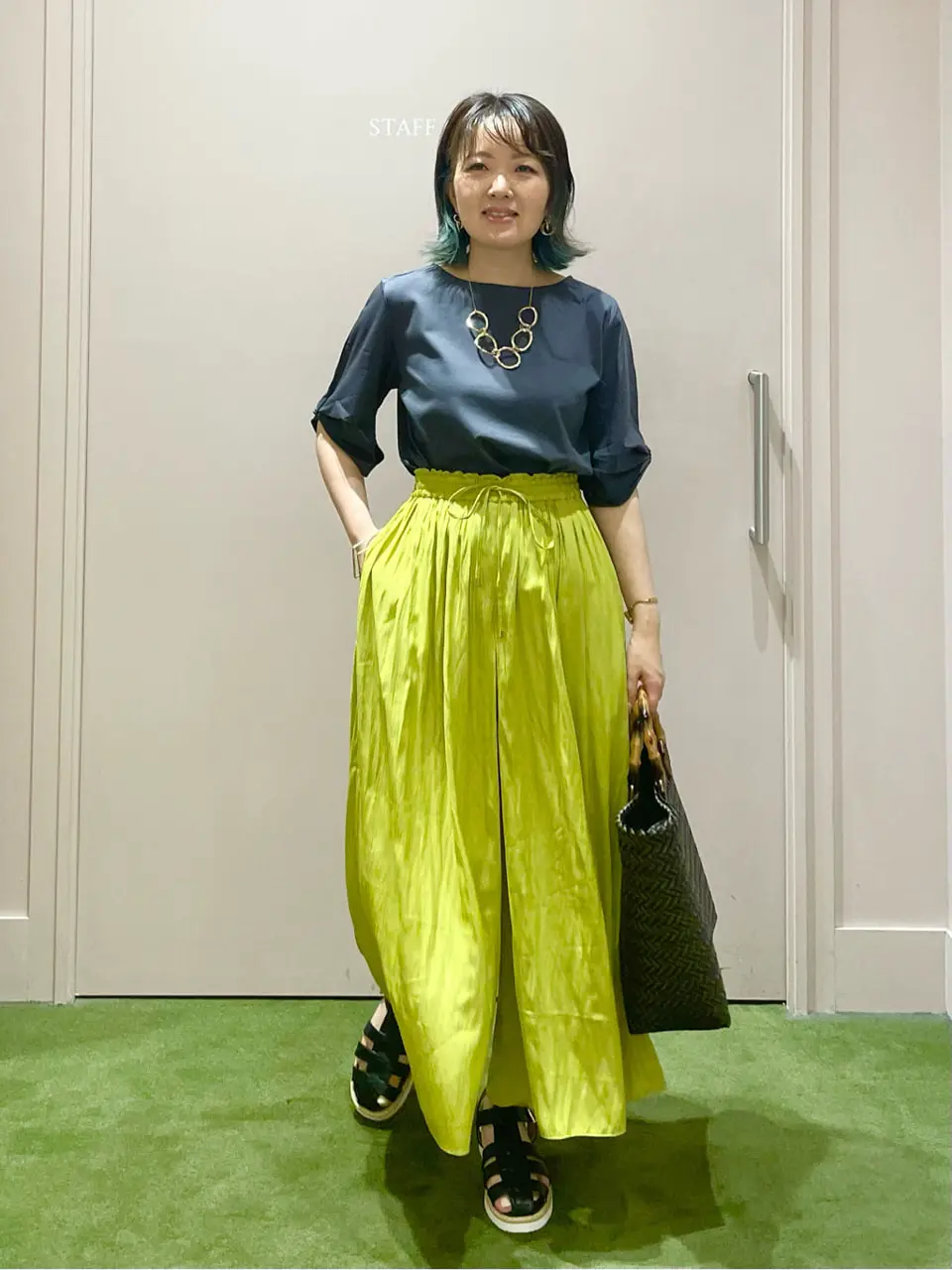 ANY フジコ コーディネート画像