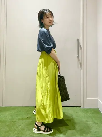 ANY フジコ コーディネート画像