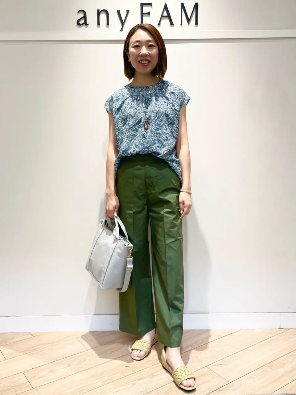  スタッフ コーディネート画像