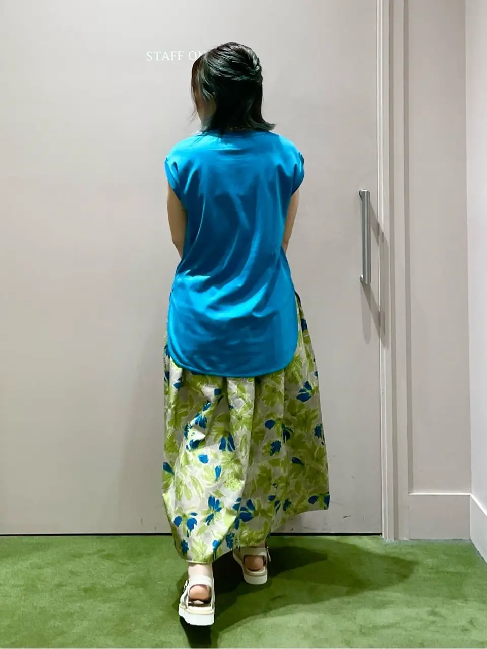 ANY フジコ コーディネート画像