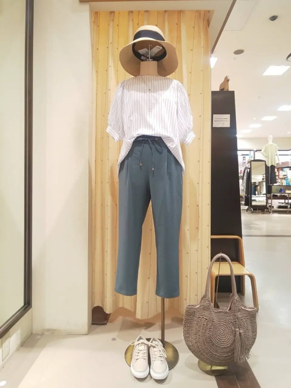  林 コーディネート画像