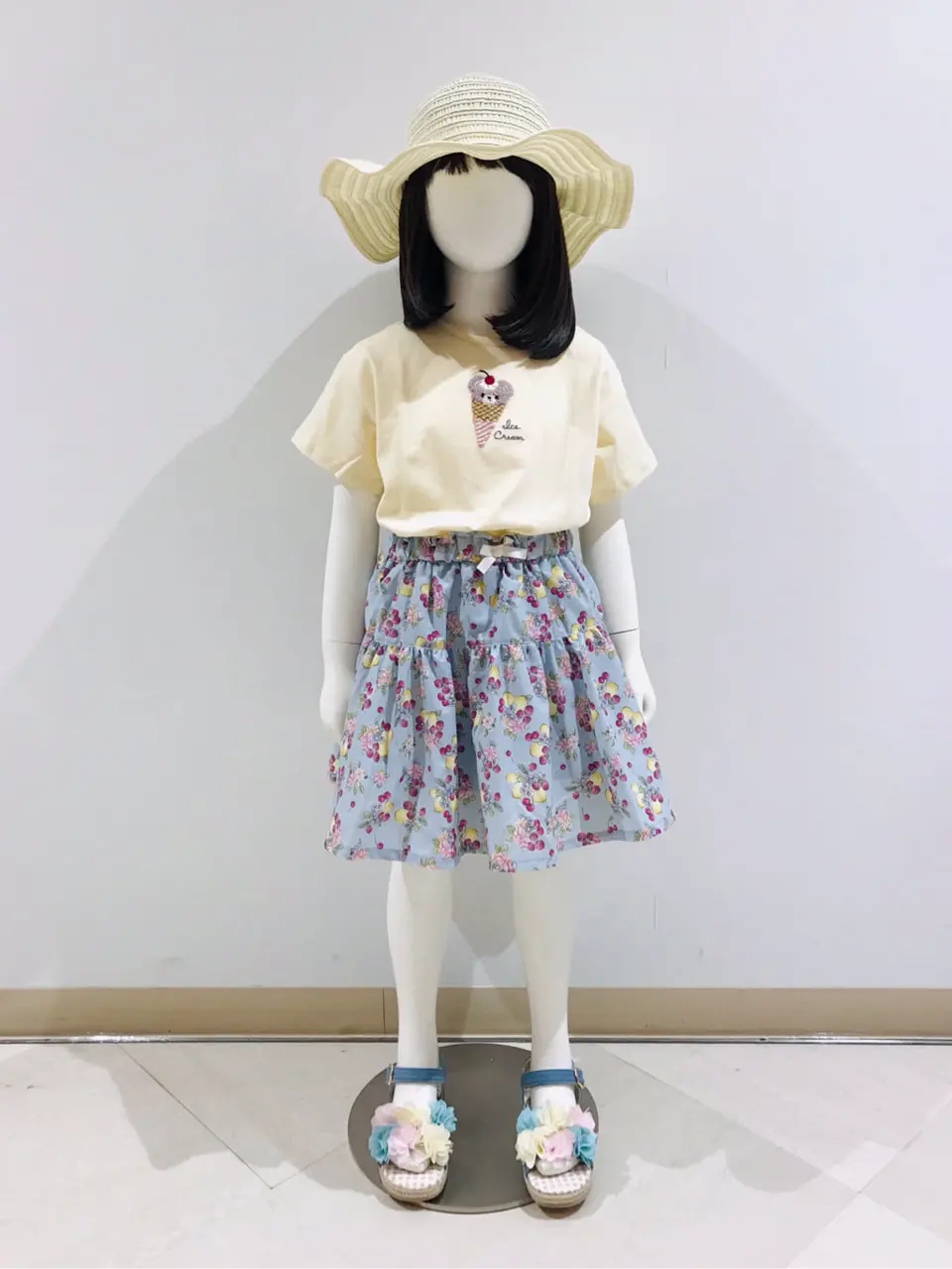 ANY 田口 コーディネート画像