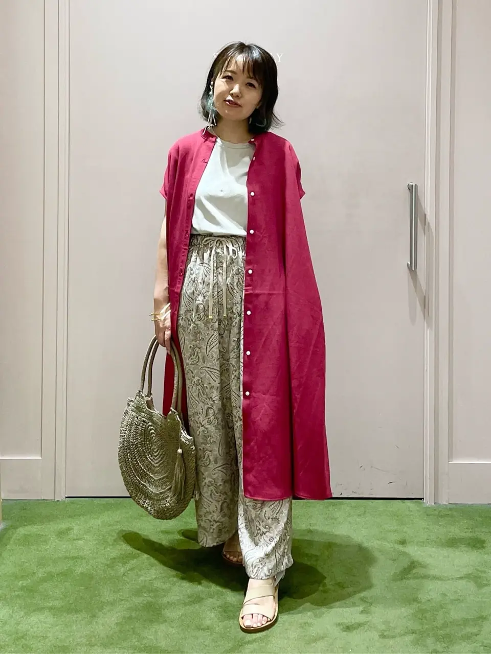 ANY フジコ コーディネート画像