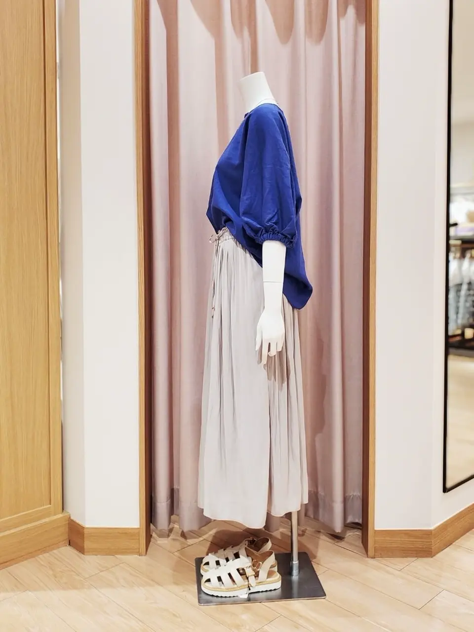 ANY 岩田 コーディネート画像