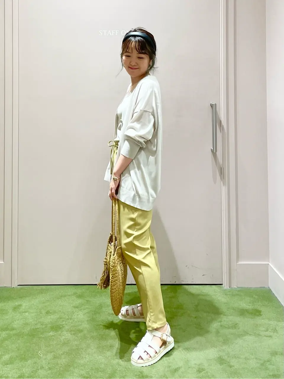 ANY フジコ コーディネート画像