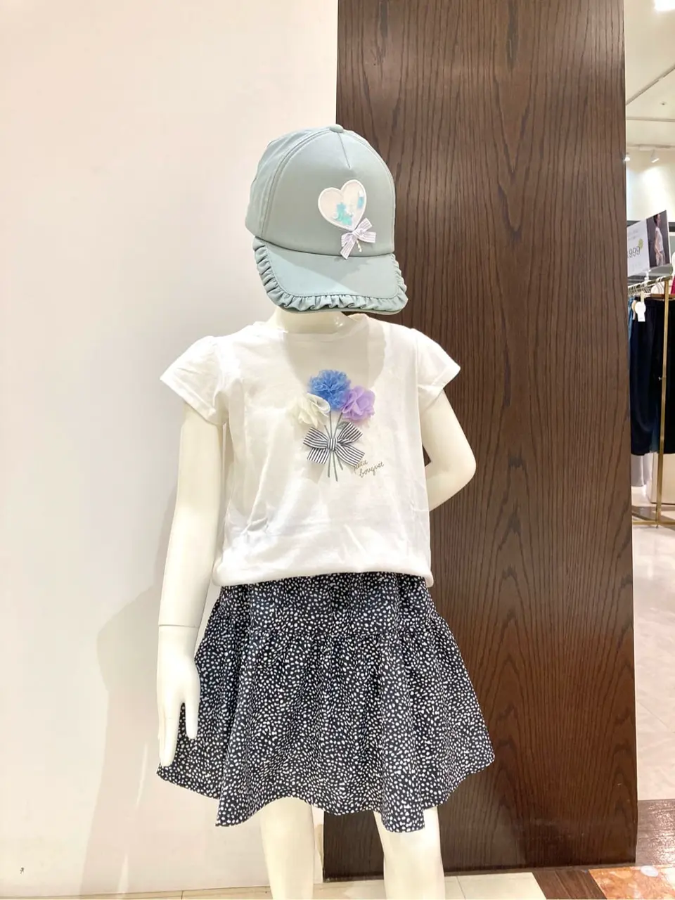 ANY 杉原 コーディネート画像