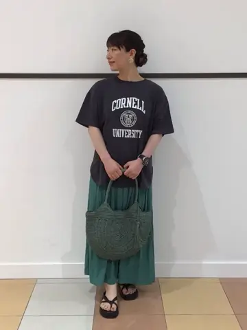 ANY 深田 コーディネート画像