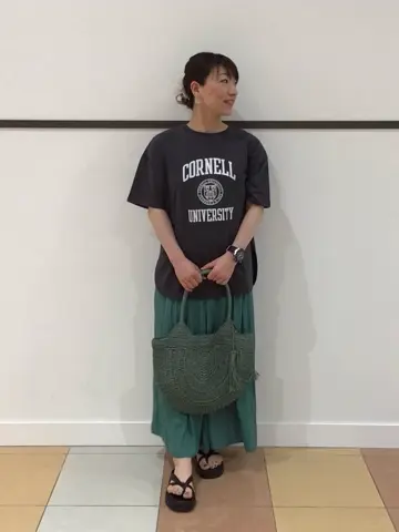 ANY 深田 コーディネート画像