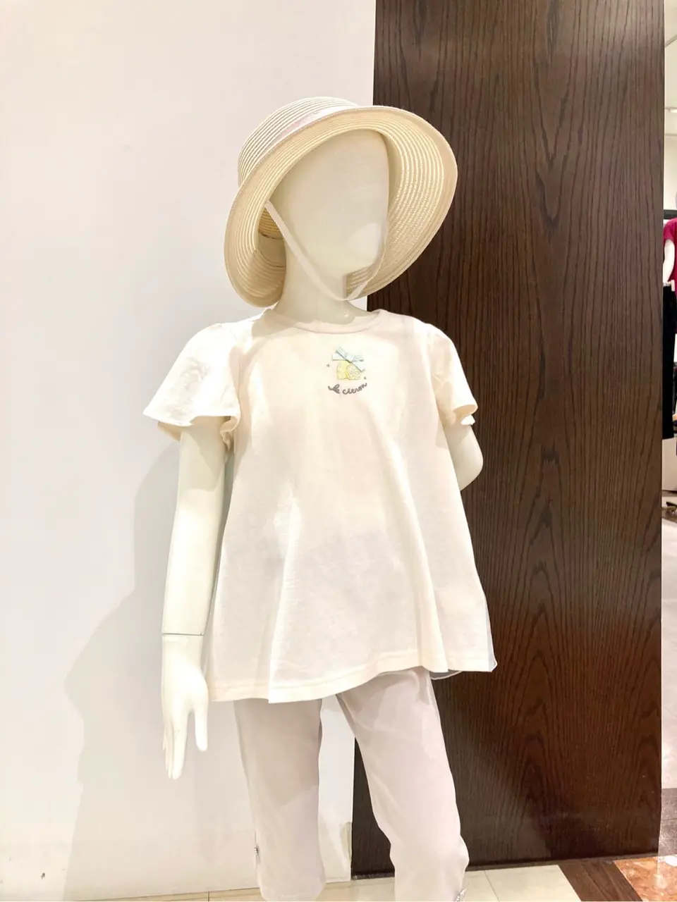 ANY 杉原 コーディネート画像