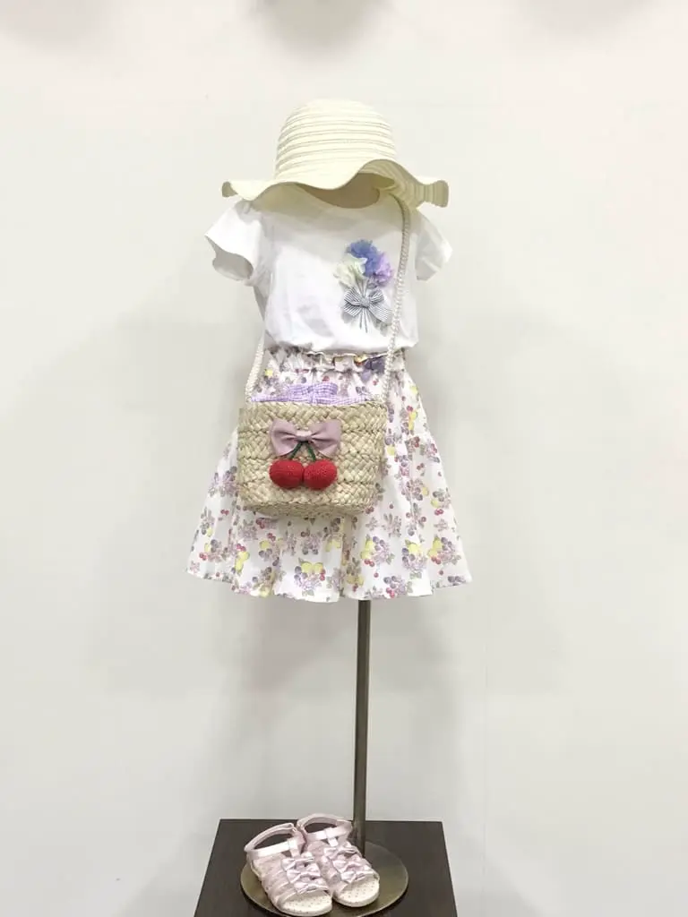 ANY 佐々木 コーディネート画像