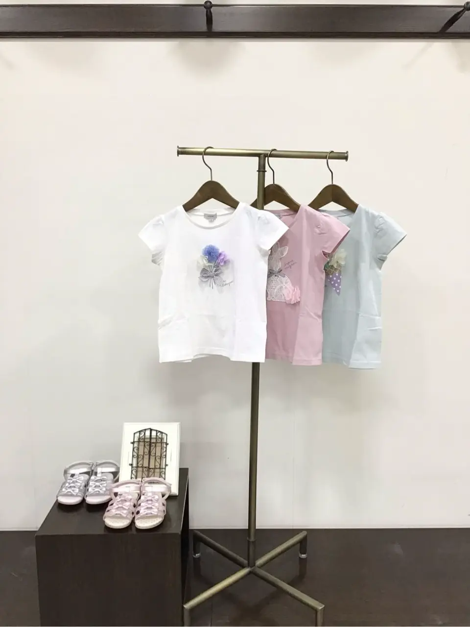 ANY 佐々木 コーディネート画像