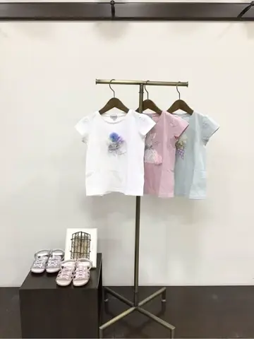 ANY 佐々木 コーディネート画像