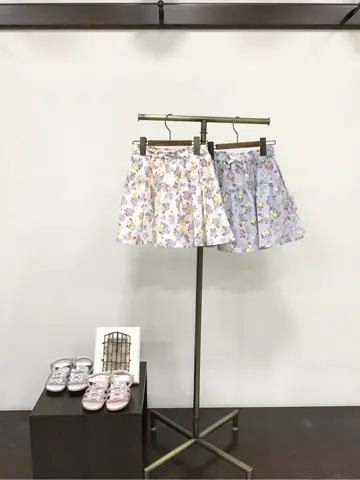 ANY 佐々木 コーディネート画像