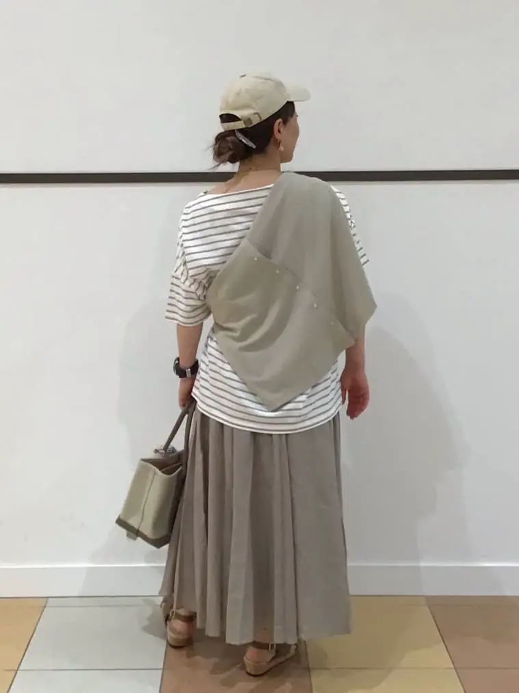 ANY 深田 コーディネート画像