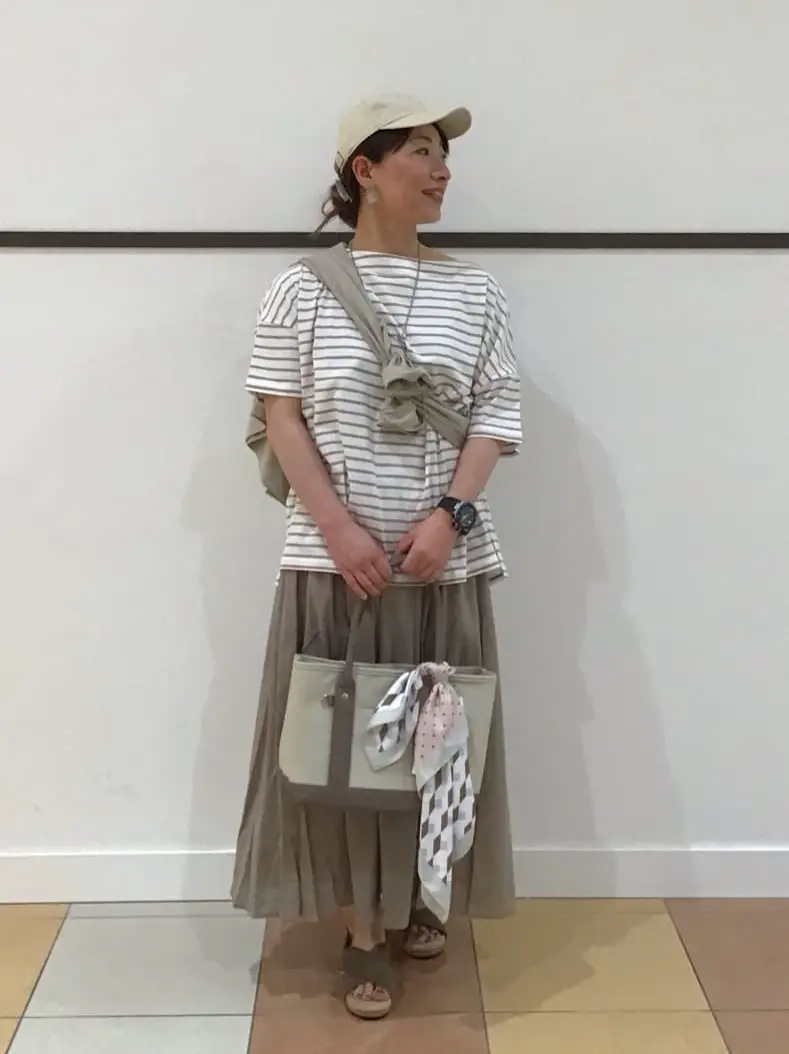 ANY 深田 コーディネート画像