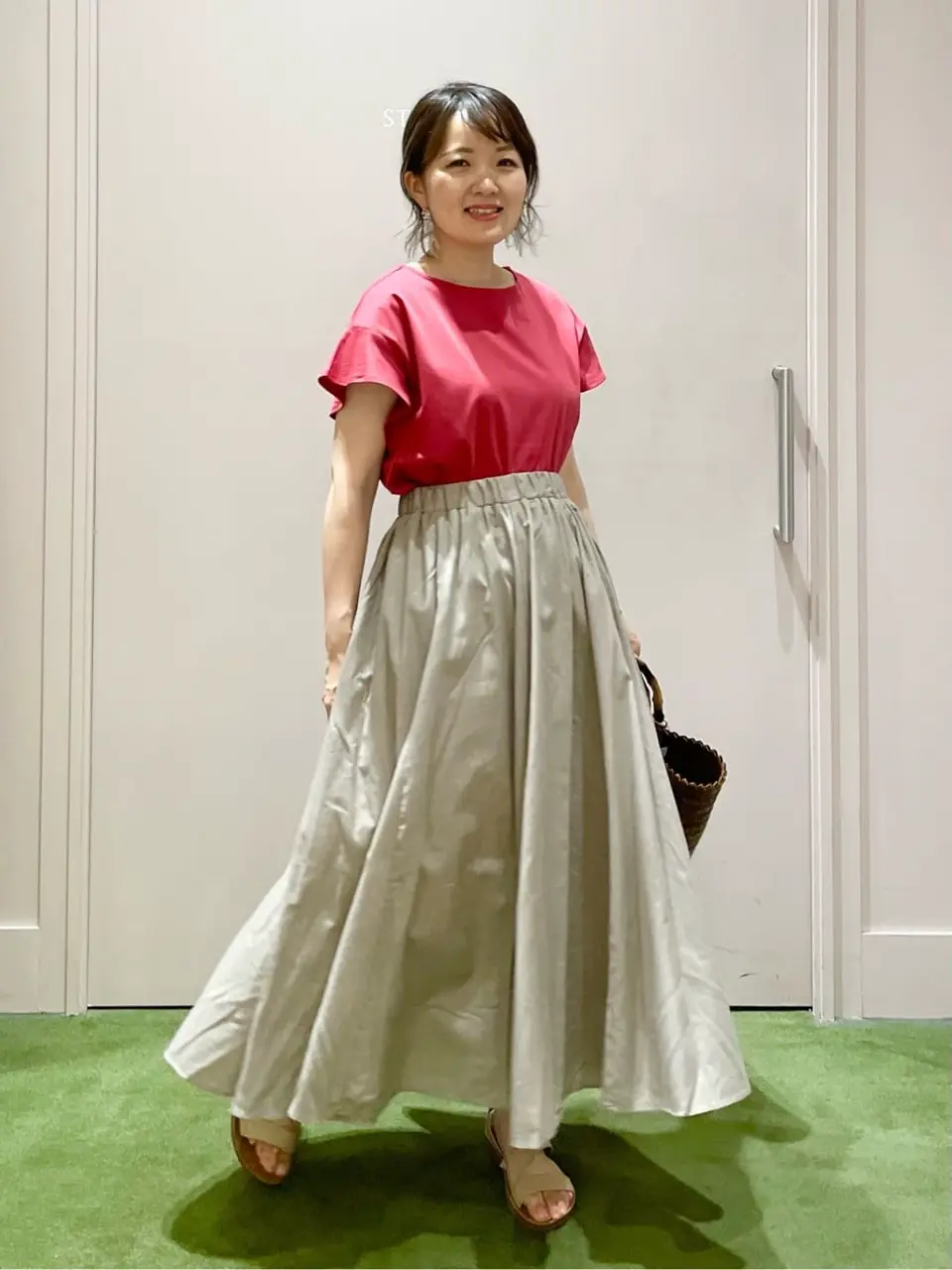 ANY フジコ コーディネート画像