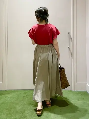 ANY フジコ コーディネート画像