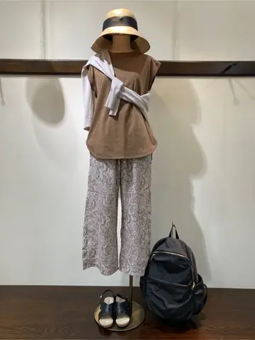 ANY 鈴木 コーディネート画像