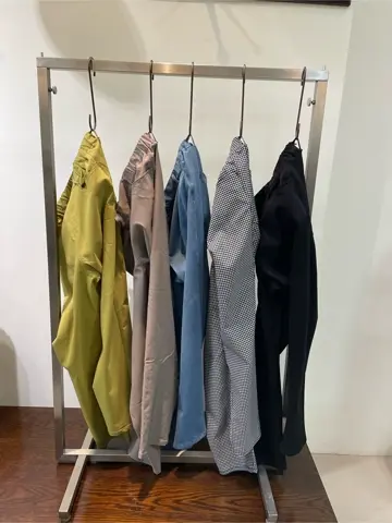 ANY 明吉 コーディネート画像